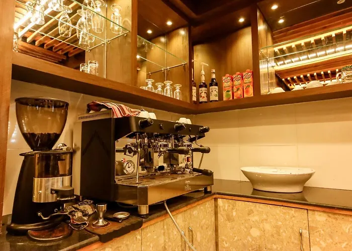 Elegant Inn- Heritage & Comfort 3*