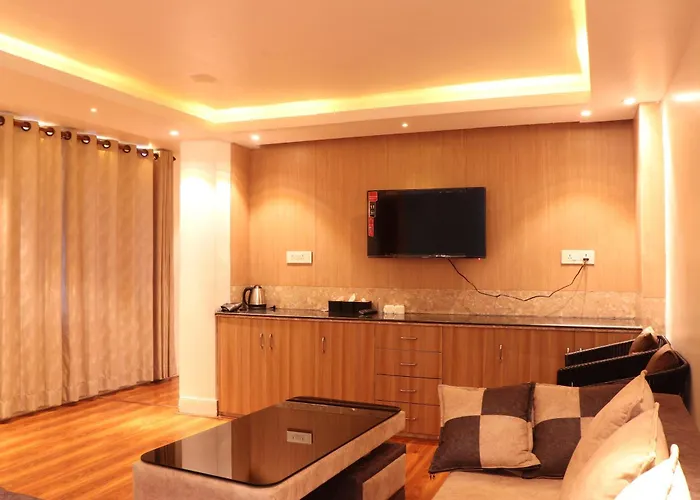 Hotel Elegant Inn- Heritage & Comfort 3*