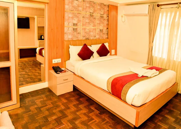 Elegant Inn- Heritage & Comfort 3*
