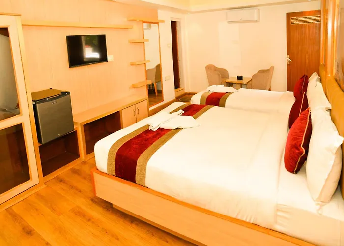 Elegant Inn- Heritage & Comfort Hotel