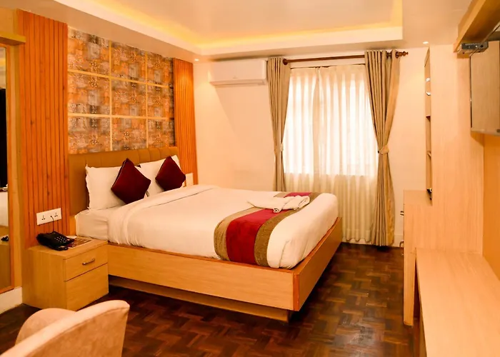 Hotel Elegant Inn- Heritage & Comfort