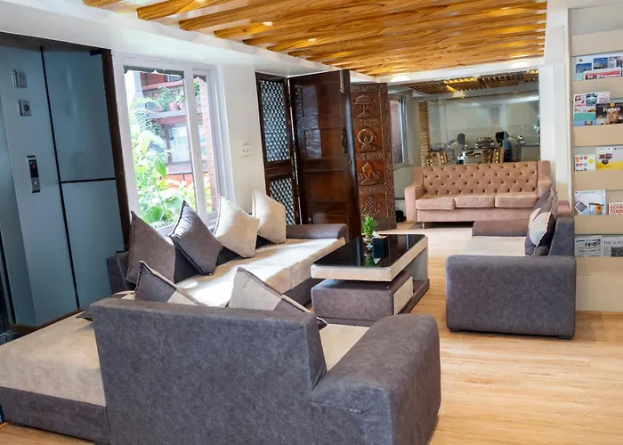 Elegant Inn- Heritage & Comfort Hotel 3*