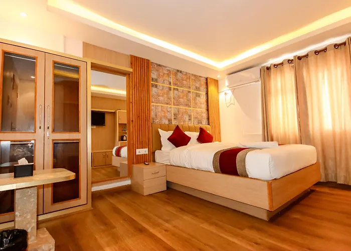 Elegant Inn- Heritage & Comfort Hotel
