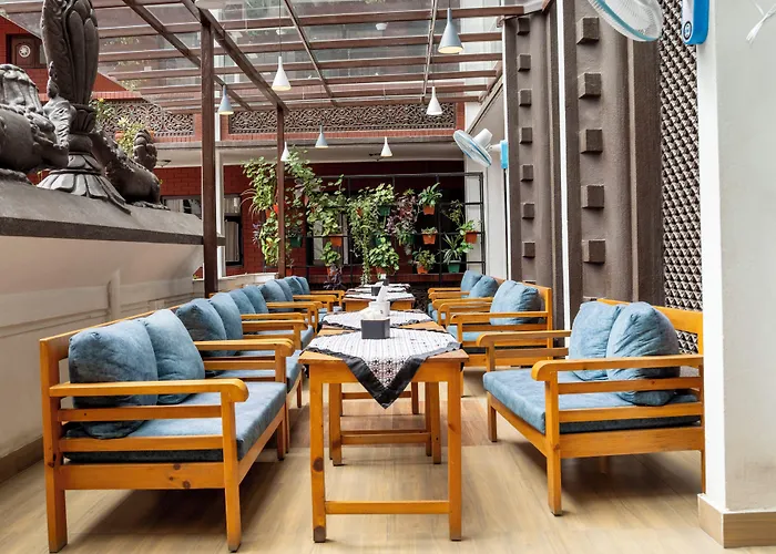 Elegant Inn- Heritage & Comfort Hotel