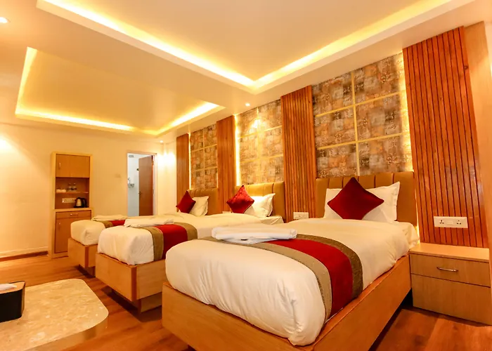 Elegant Inn- Heritage & Comfort Hotel